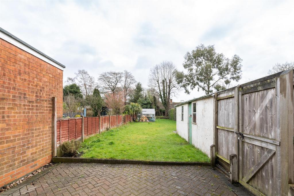 47 Moreton Road-15 Lo.jpg