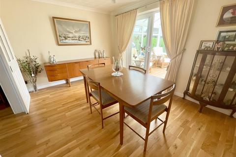 21 Chedworth Gate, Swindon, SN3 1NE