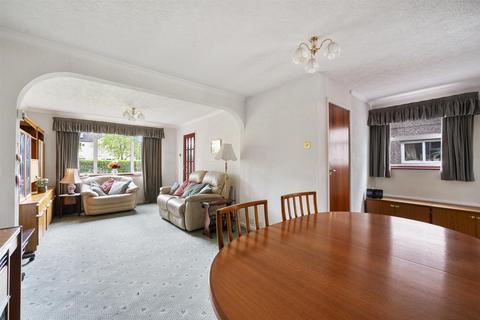 11 Marsh Avenue, Hope, Hope Valley, S33 6RJ