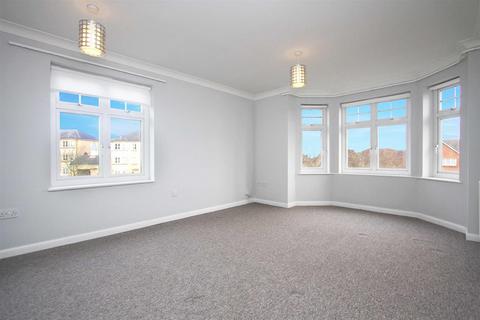 2 bedroom flat to rent, Turnberry, Monkseaton