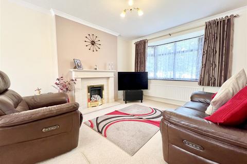 3 bedroom detached house for sale, Lodgefield Road, Halesowen