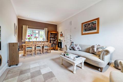 3 bedroom terraced house for sale, Church Road, Snitterfield