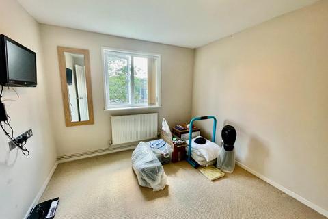 8 Kestrel Close, Stevenage, SG2 9PB