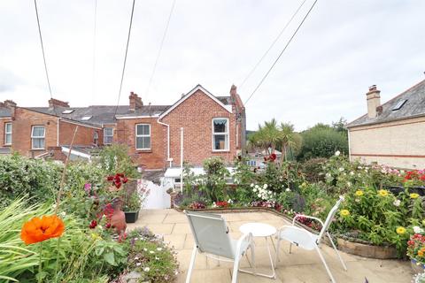 2 Ashley Terrace, Ilfracombe, EX34 8JG