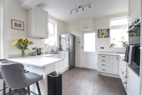 2 Ashley Terrace, Ilfracombe, EX34 8JG