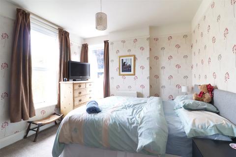 2 Ashley Terrace, Ilfracombe, EX34 8JG