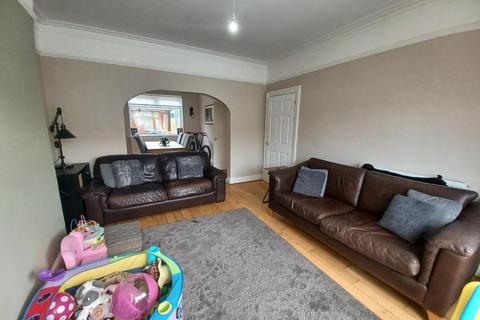 3 bedroom semi-detached house to rent, Finchale Road, Durham