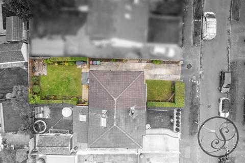 28 Buckstone Oval, Leeds, LS17 5HG