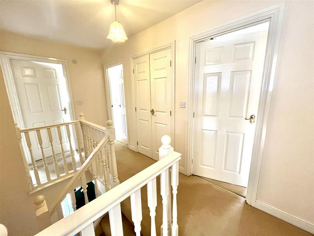 Bramleys Estate Agents - Maple Fold - Elland (12).