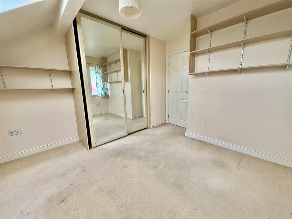 Bramleys Estate Agents - Maple Fold - Elland (8).j