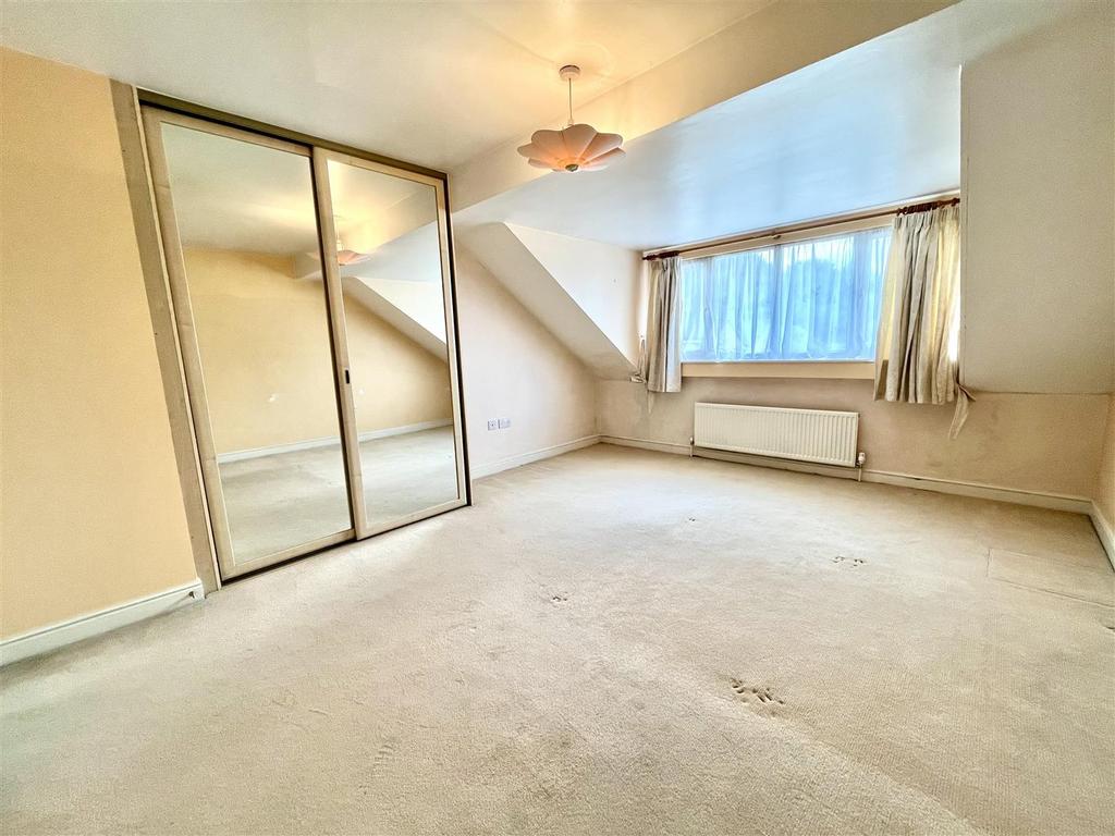 Bramleys Estate Agents - Maple Fold - Elland (5).j