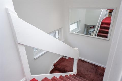 87 Queens Crescent, Chapelhall, Airdrie, ML6 8SX