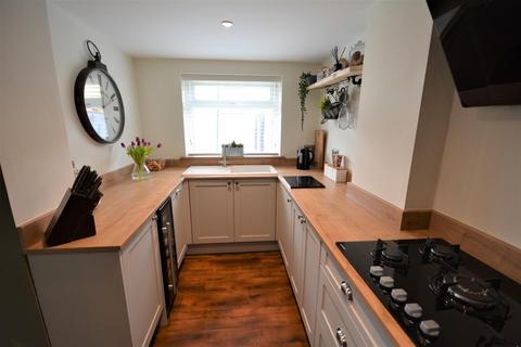 3 bedroom end of terrace house for sale, St. Andrews Road, Bishop Auckland