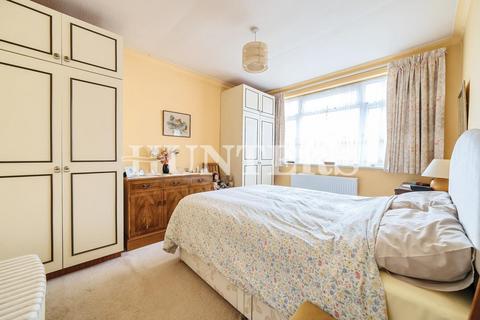 2 bedroom maisonette for sale, Matlock Gardens, Hornchurch