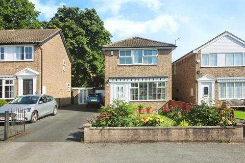 3 bedroom detached house for sale, Greenside Grove, Pudsey