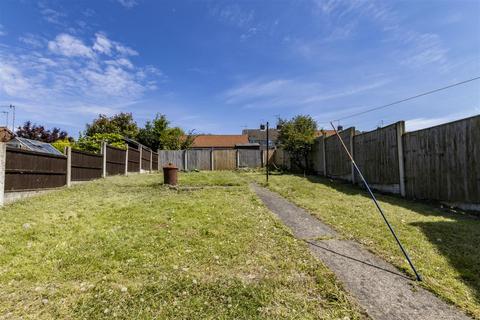 3 bedroom semi-detached house for sale, Bainbridge Road, Bolsover, Chesterfield