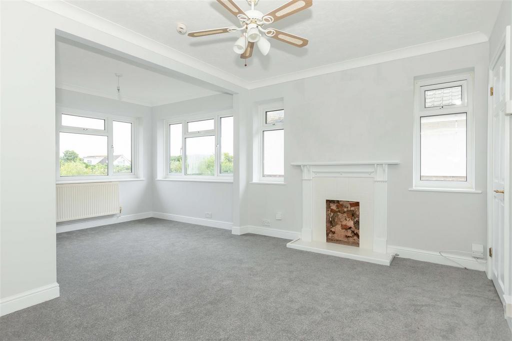 91 Ardingly Drive 3.JPG