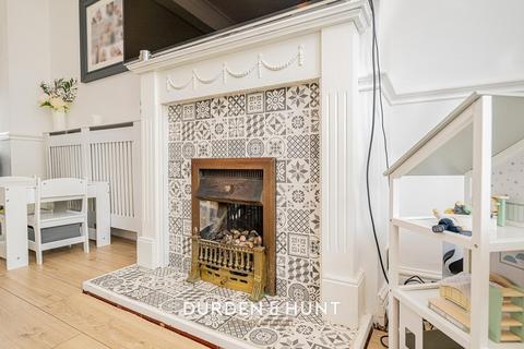 11 Chivers Road, Chingford, London, E4 9TD