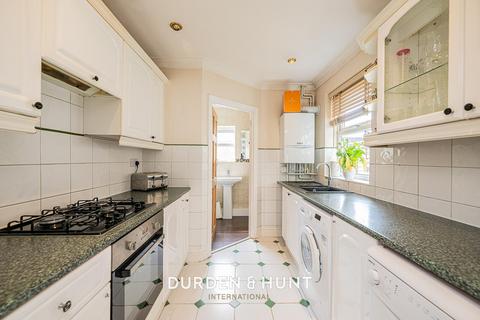 11 Chivers Road, Chingford, London, E4 9TD