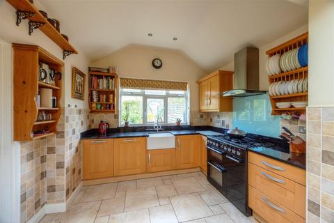 4 bedroom detached house for sale, Abbeydale Road South, Millhouses, Sheffield