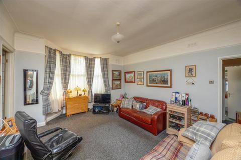 2 bedroom apartment for sale, Binfield Road, Meersbrook, Sheffield