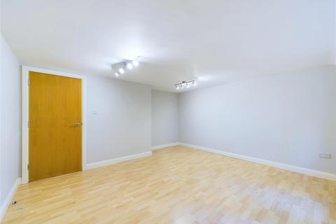 2 bedroom apartment to rent, Brampton Court, Old Road, Chesterfield