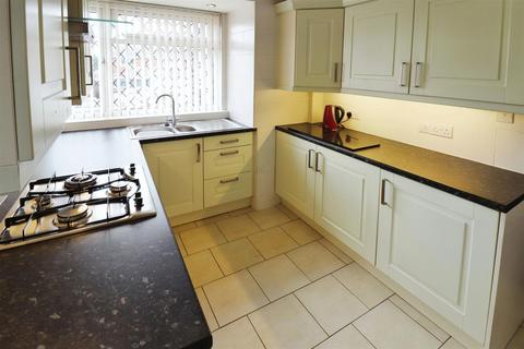 3 bedroom semi-detached house for sale, Featherstone Close, Nuneaton