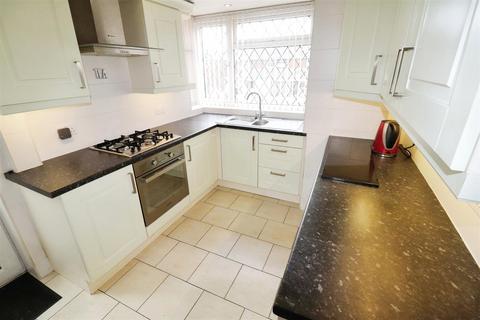 3 bedroom semi-detached house for sale, Featherstone Close, Nuneaton