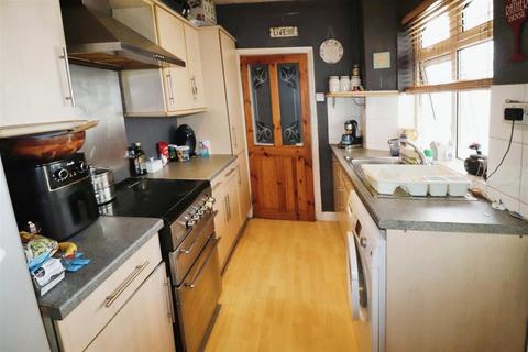 56 Hickman Road, Galley Common, Nuneaton, CV10 9NQ