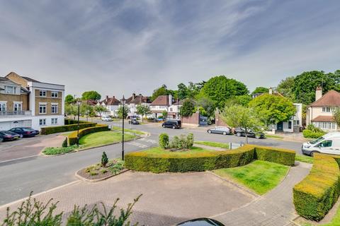 4 bedroom terraced house to rent, Fitzroy Crescent, Grove Park, Chiswick, W4