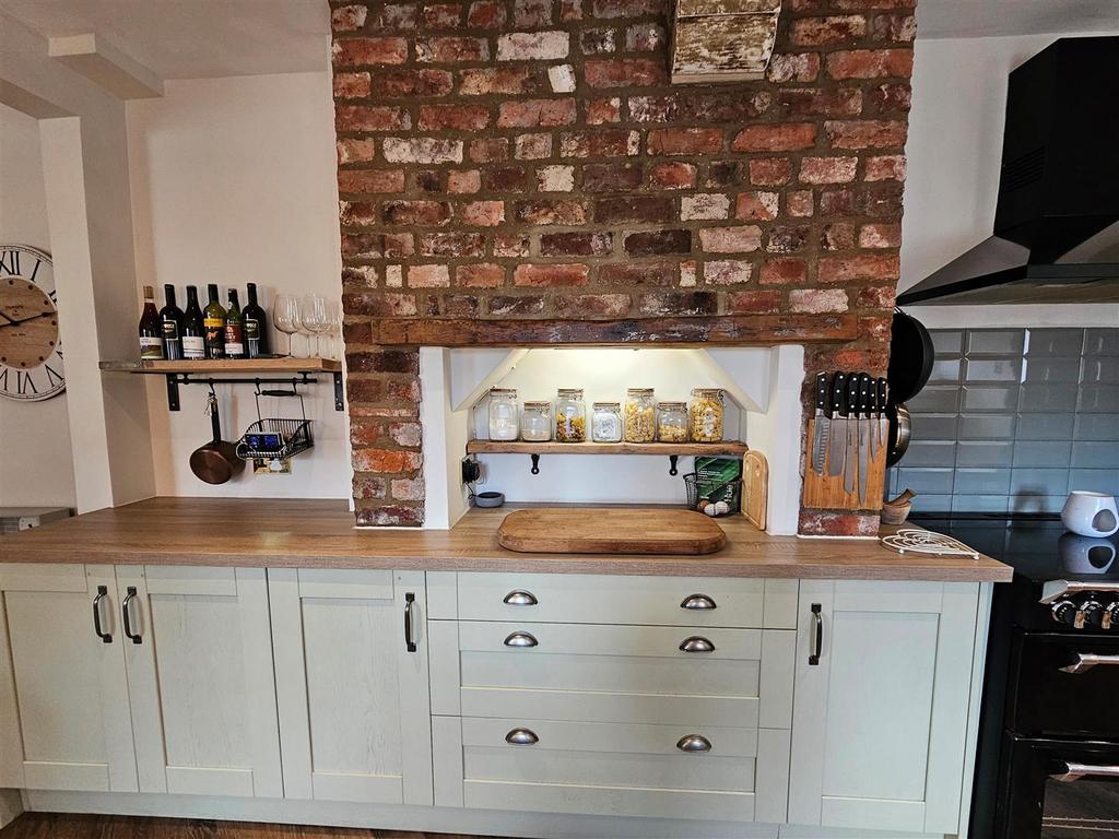 Kitchen/living/diner