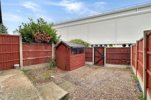 2 bedroom terraced house for sale, Pelham Gardens, Newark