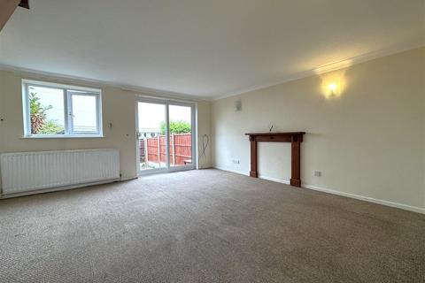 2 bedroom terraced house for sale, Pelham Gardens, Newark