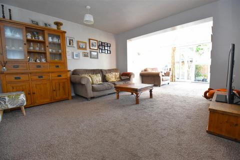 4 bedroom semi-detached house for sale, Ash Tree Court, Stambridge, Rochford