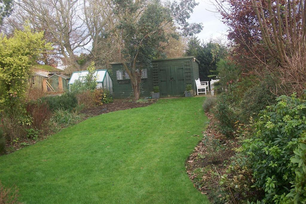 25 Broome manor garden.JPG