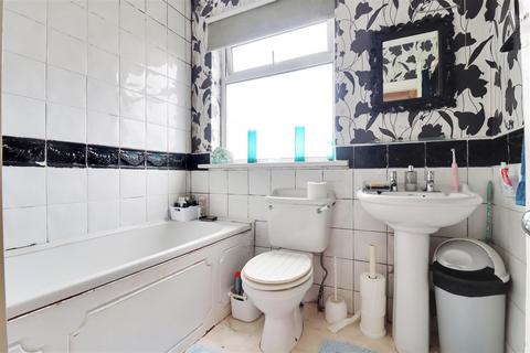 58 Carr Lane, Willerby, Hull, HU10 6JW