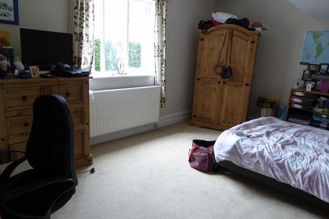 2 bedroom apartment to rent, 38 Ratcliffe Road, Stoneygate, Leicester