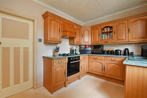 50 Glover Road, Totley Rise, Sheffield, S17 4HN
