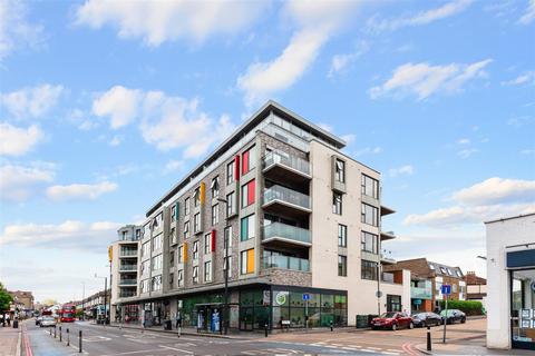 2 bedroom flat for sale, Cavendish Road, Colliers Wood SW19