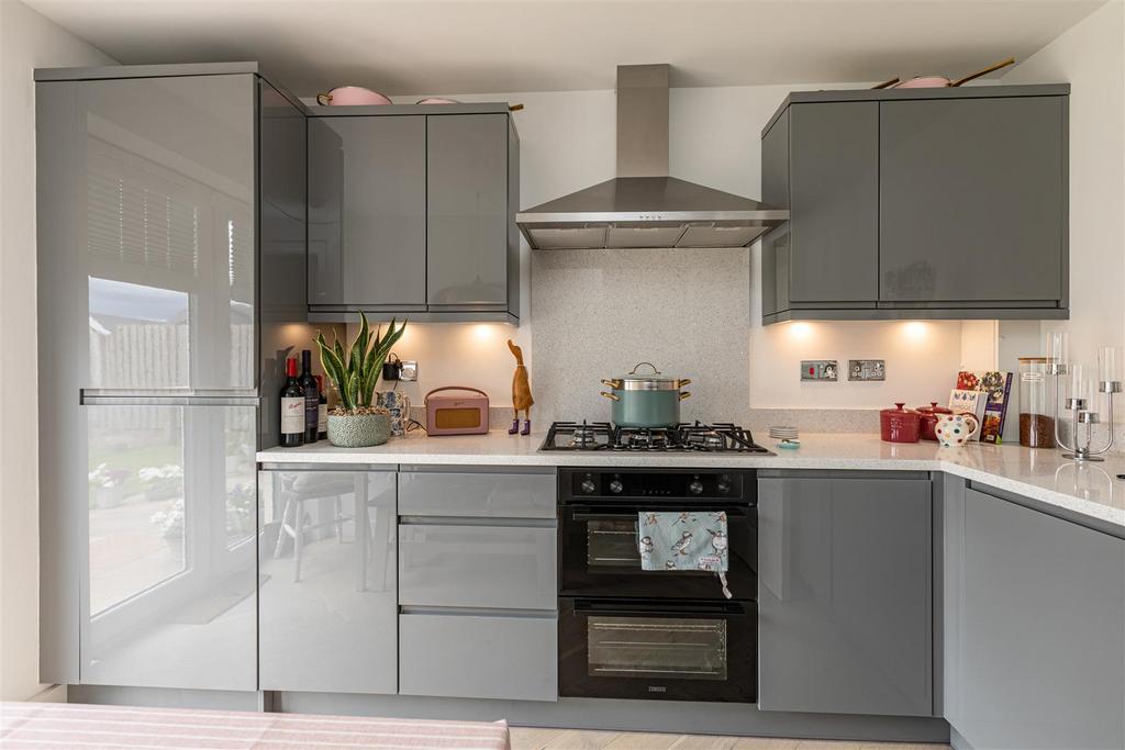 18 John Collins Crescent 22.jpg