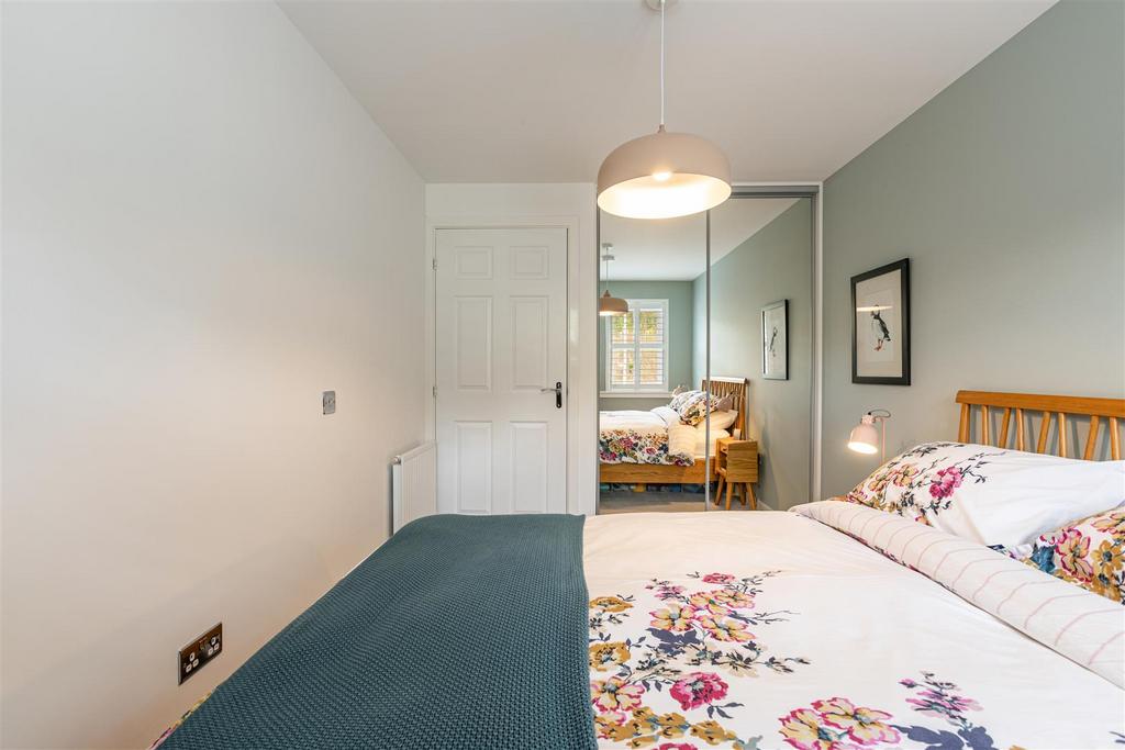 18 John Collins Crescent 37.jpg
