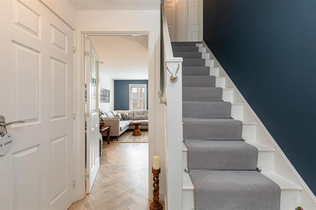 18 John Collins Crescent 09.jpg