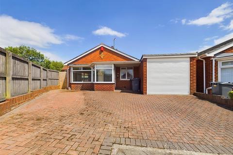 2 bedroom detached bungalow for sale, Kimberley Avenue, North Shields