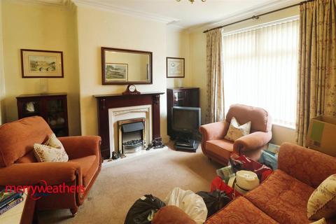 2 bedroom terraced house for sale, Victoria Crescent West, Barnsley