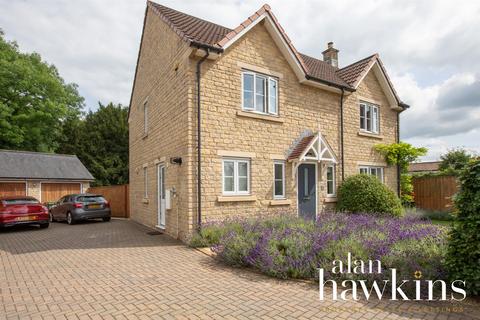 4 bedroom detached house for sale, Old Forge Close, Brinkworth SN15 5