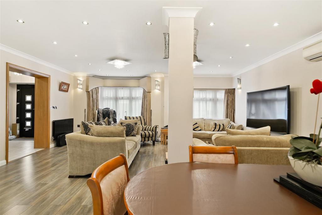 11a Bengeworth Road - myw0f XSHd1 Rv UC2 H74g V.jpg