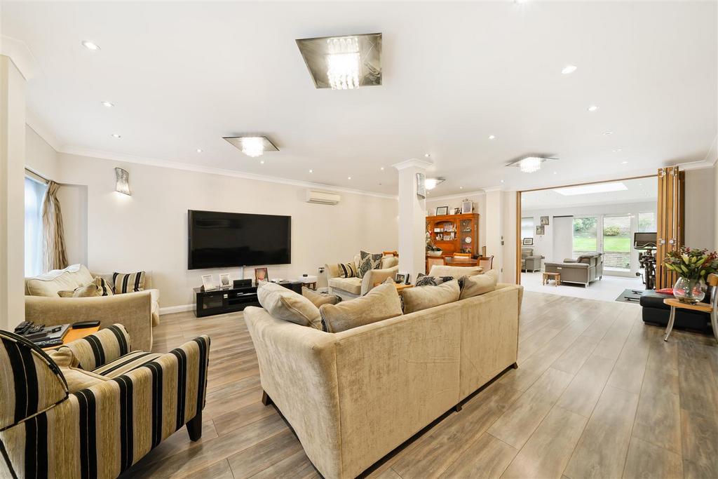 11a Bengeworth Road - sy5 HKQ7 REbvb Rm NIe S0a.jpg
