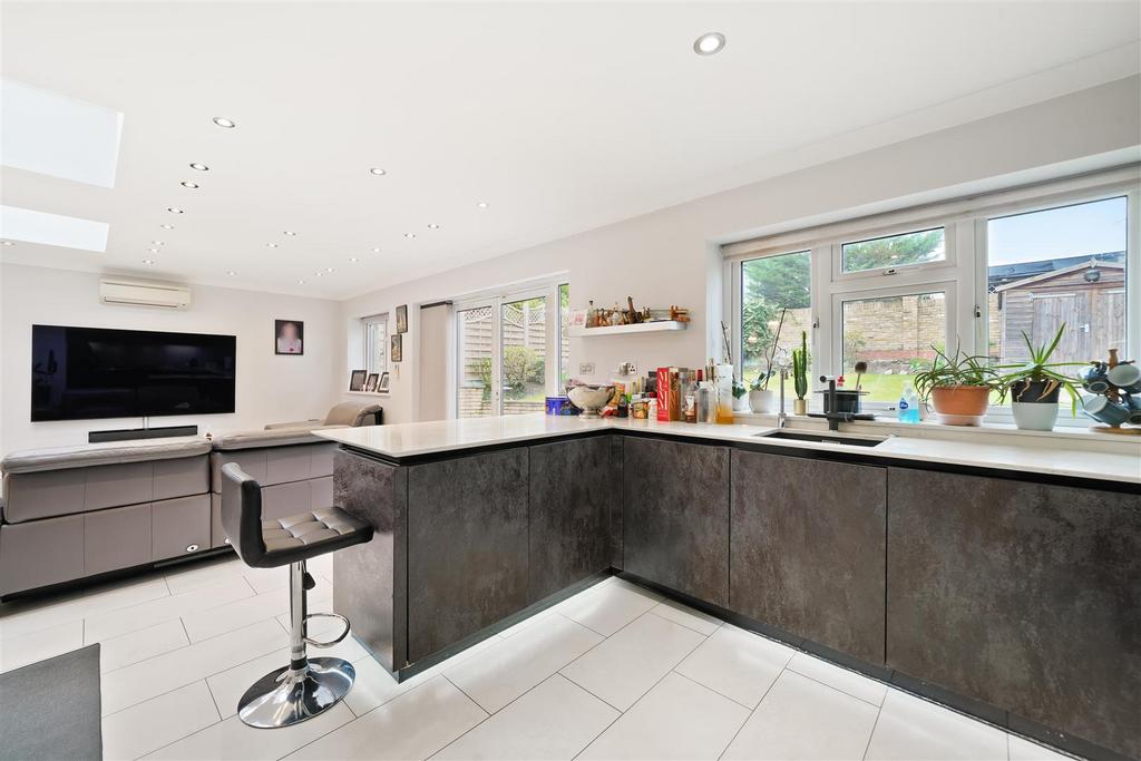 11a Bengeworth Road - 8q L9 C1 MNz13i Pv Ttbzar.jpg