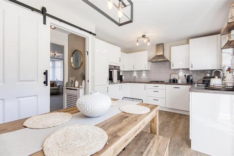 20 Wakelin Way, Lichfield, WS13 6UG
