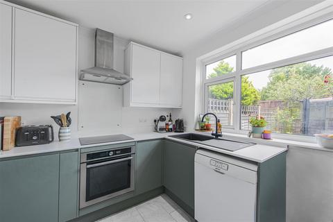 3 bedroom house for sale, Vibart Gardens, Brixton Hill SW2